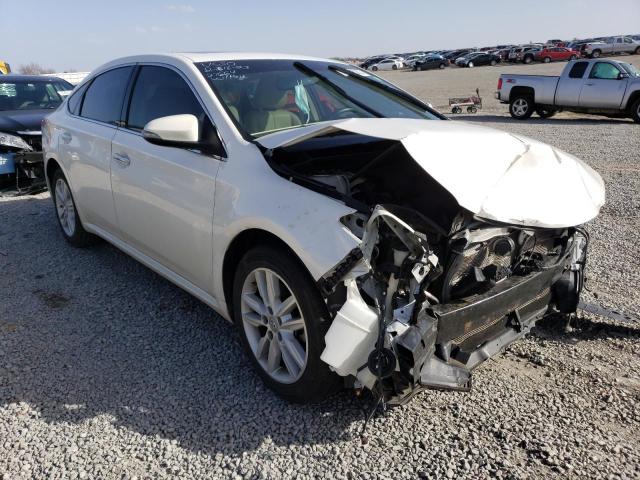 4T1BK1EB3EU115741 - 2014 TOYOTA AVALON BASE WHITE photo 4