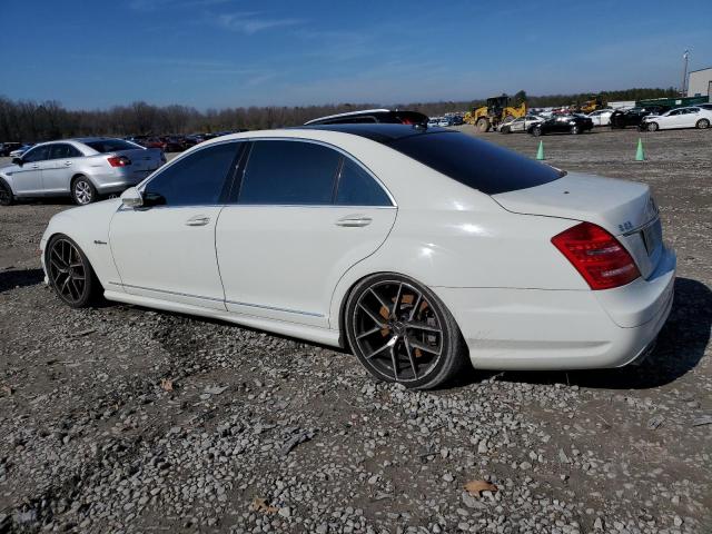 WDDNG77X49A265224 - 2009 MERCEDES-BENZ S 63 AMG WHITE photo 2