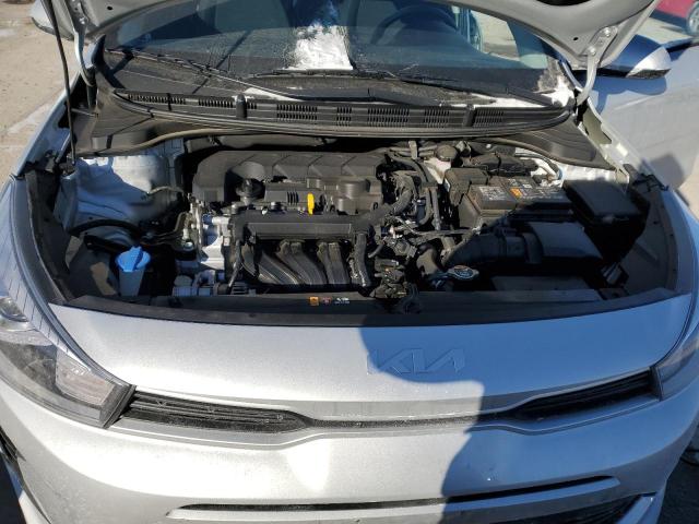 3KPA24AD7PE533794 - 2023 KIA RIO LX SILVER photo 11