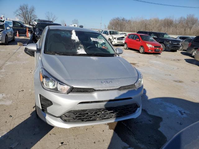 3KPA24AD7PE533794 - 2023 KIA RIO LX SILVER photo 5