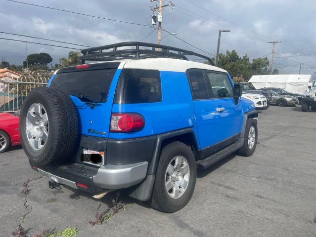 JTEZU11F070013471 - 2007 TOYOTA FJ CRUISER BLUE photo 4