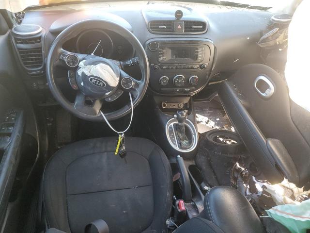 KNDJP3A58E7019227 - 2014 KIA SOUL + GREEN photo 8
