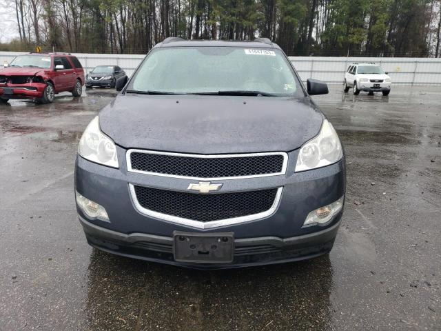 1GNKRFED6CJ421837 - 2012 CHEVROLET TRAVERSE LS GRAY photo 5