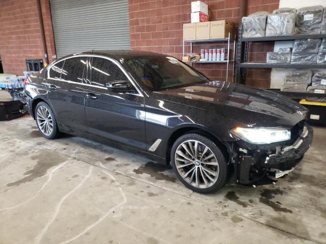 WBA53BH03PCM52138 - 2023 BMW 530 I BLACK photo 4