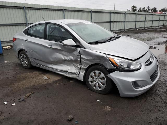 KMHCT4AE9GU966383 - 2016 HYUNDAI ACCENT SE SILVER photo 4