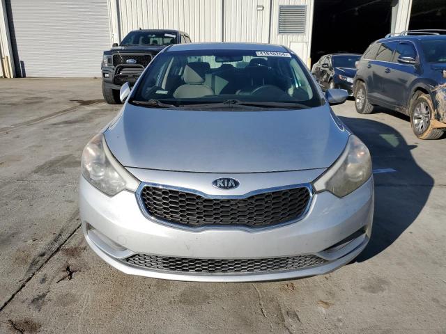 KNAFK4A65F5409795 - 2015 KIA FORTE LX SILVER photo 5