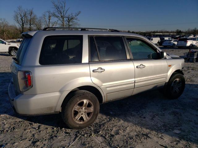 5FNYF28258B008658 - 2008 HONDA PILOT VP SILVER photo 3