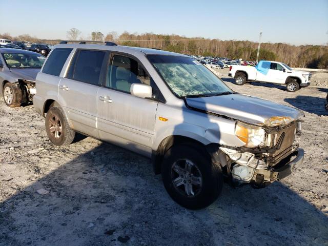 5FNYF28258B008658 - 2008 HONDA PILOT VP SILVER photo 4