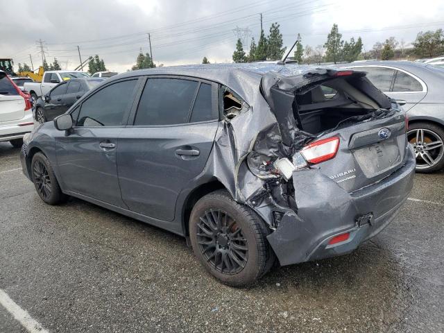 4S3GTAA61J3744088 - 2018 SUBARU IMPREZA GRAY photo 2