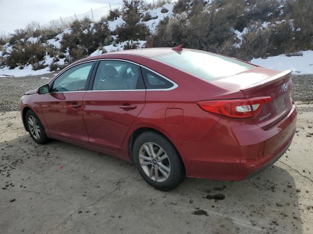 5NPE24AFXFH209008 - 2015 HYUNDAI SONATA SE MAROON photo 2