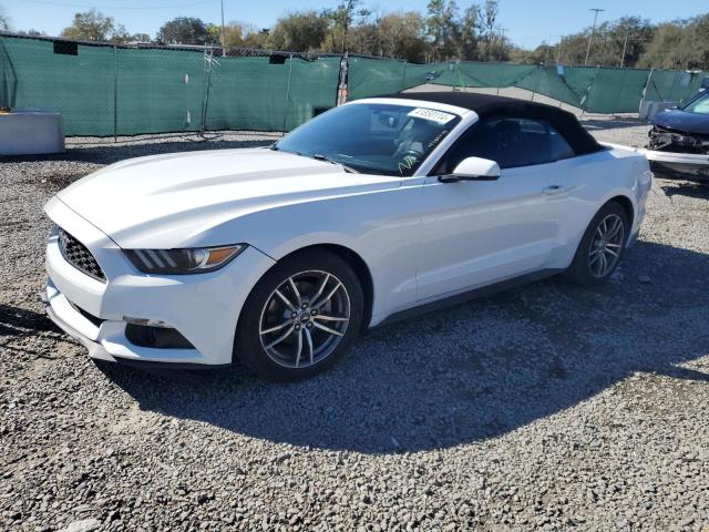 1FATP8UH7G5247431 - 2016 FORD MUSTANG WHITE photo 1