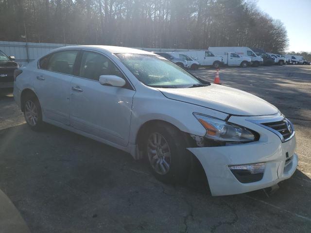 1N4AL3AP1FC573611 - 2015 NISSAN ALTIMA 2.5 WHITE photo 4