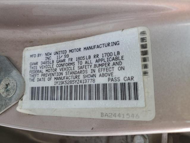 1Y1SK5285YZ413778 - 2000 CHEVROLET GEO PRIZM BASE BEIGE photo 13