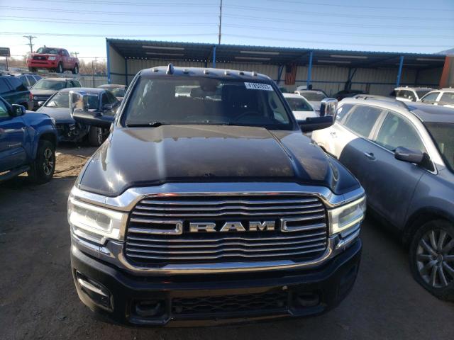 3C6UR5NLXKG634607 - 2019 RAM 2500 LARAMIE GRAY photo 5