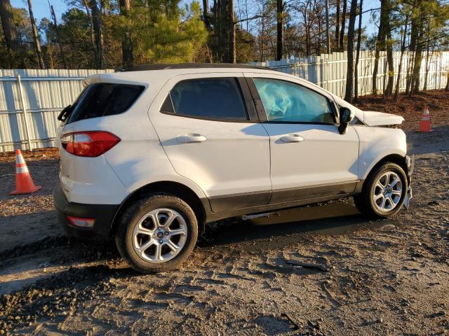 MAJ6P1UL7JC225263 - 2018 FORD ECOSPORT SE WHITE photo 3