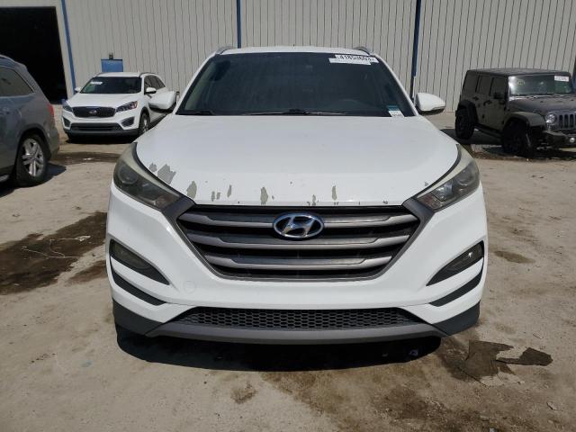 KM8J33A20GU060307 - 2016 HYUNDAI TUCSON LIMITED WHITE photo 5