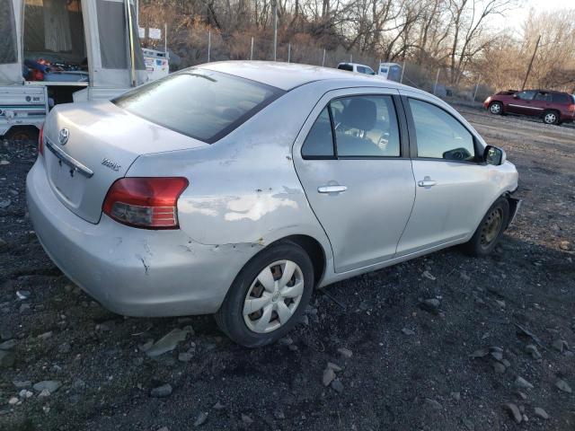 JTDBT923871106857 - 2007 TOYOTA YARIS GRAY photo 3