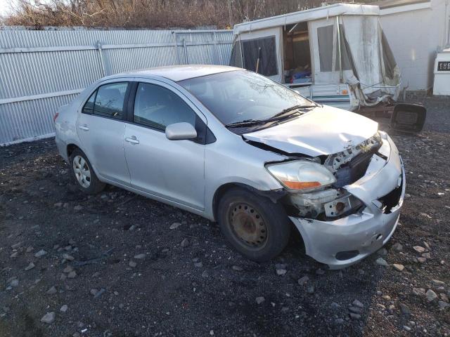 JTDBT923871106857 - 2007 TOYOTA YARIS GRAY photo 4