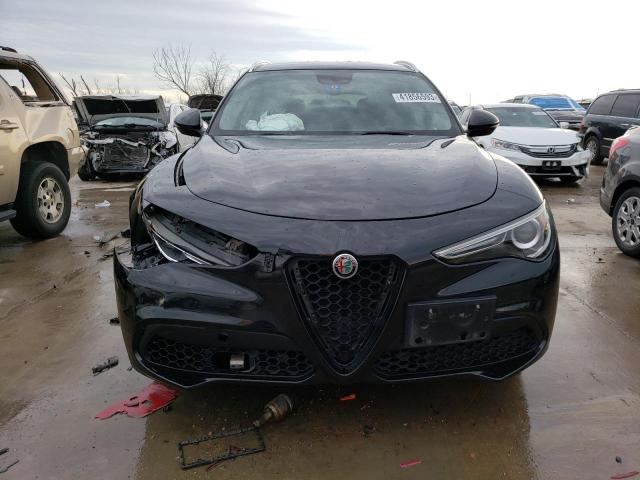 ZASFAKBN9J7C19759 - 2018 ALFA ROMEO STELVIO TI BLACK photo 5