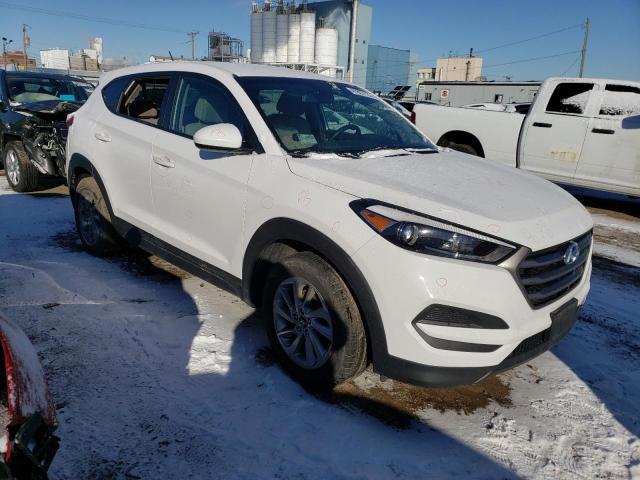 KM8J23A41GU059638 - 2016 HYUNDAI TUCSON SE WHITE photo 4