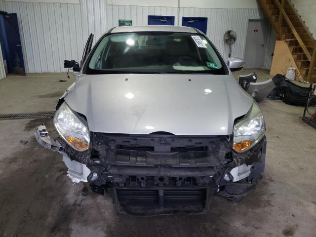 1FADP3F29EL102111 - 2014 FORD FOCUS SE SILVER photo 5