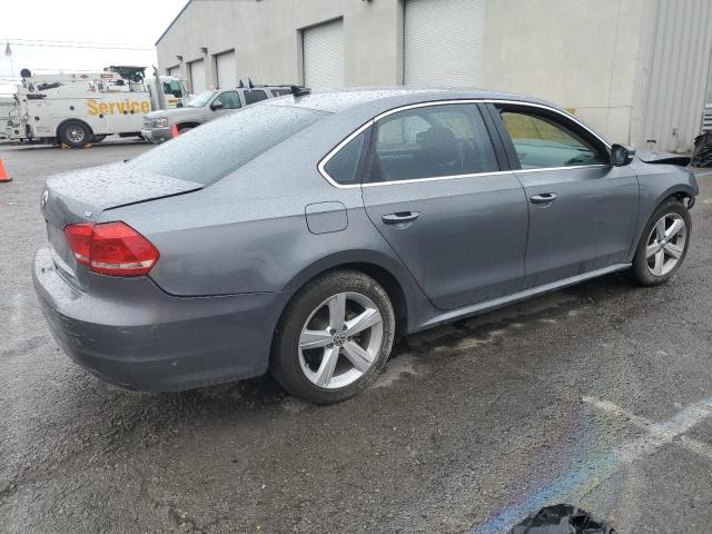 1VWBP7A35DC010790 - 2013 VOLKSWAGEN PASSAT SE GRAY photo 3