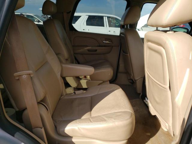 1GYUKAEF0AR124310 - 2010 CADILLAC ESCALADE SILVER photo 11