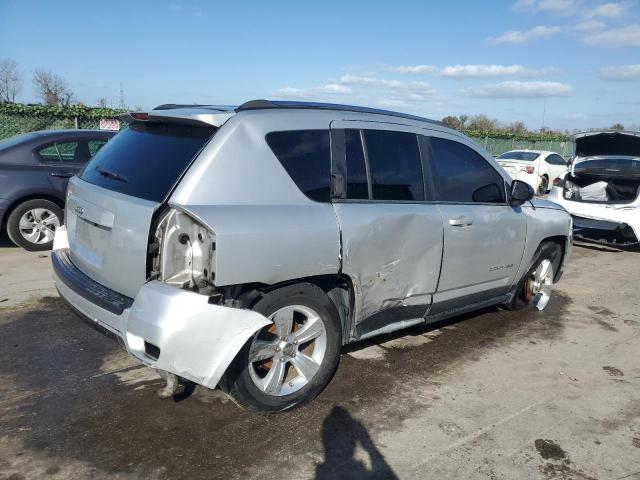 1C4NJDBB2CD597089 - 2012 JEEP COMPASS SPORT SILVER photo 3