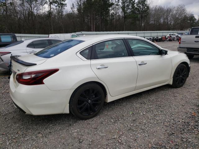 1N4AL3AP1HC258116 - 2017 NISSAN ALTIMA 2.5 WHITE photo 3