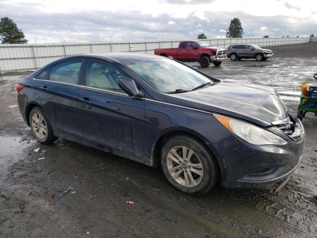 5NPEB4AC2DH734857 - 2013 HYUNDAI SONATA GLS BLUE photo 4