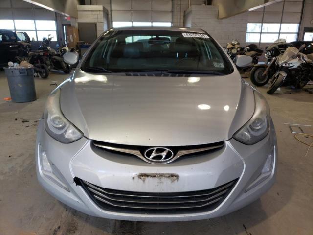 5NPDH4AE4EH496944 - 2014 HYUNDAI ELANTRA SE SILVER photo 5