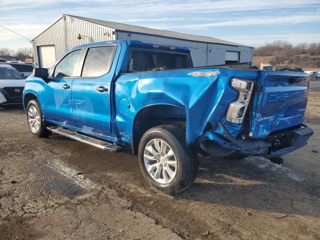 1GCPDBEK2NZ643042 - 2022 CHEVROLET SILVERADO K1500 CUSTOM BLUE photo 2