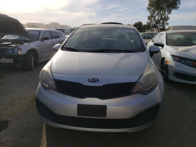 KNADM4A37F6443514 - 2015 KIA RIO LX SILVER photo 5