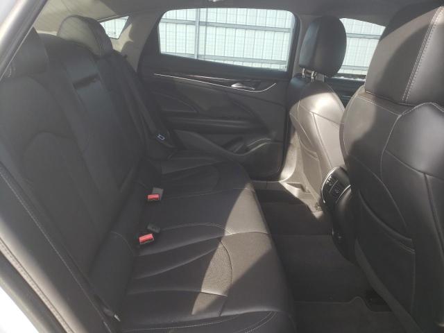 1G4ZP5SS2HU207827 - 2017 BUICK LACROSSE ESSENCE 白色 照片 10