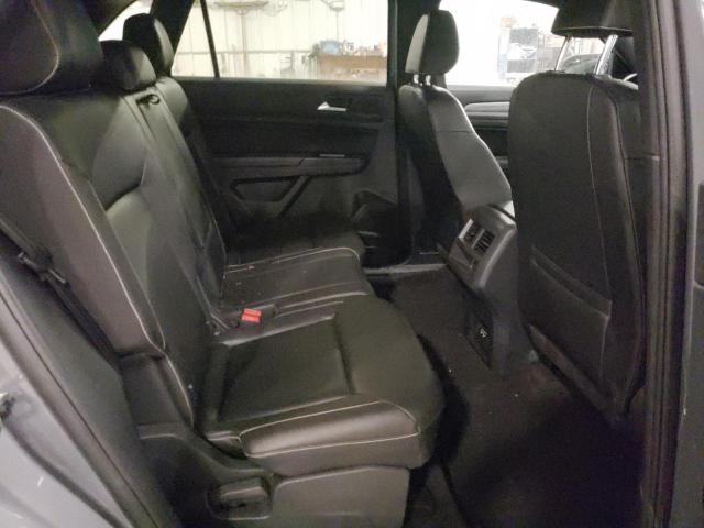 1V26C2CA6LC203056 - 2020 VOLKSWAGEN ATLAS CROS SE GRAY photo 11