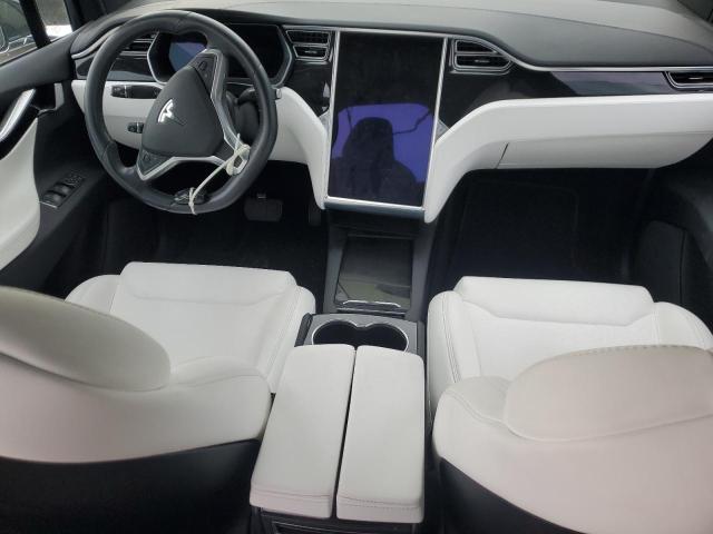 5YJXCDE21JF090026 - 2018 TESLA MODEL X BLACK photo 8