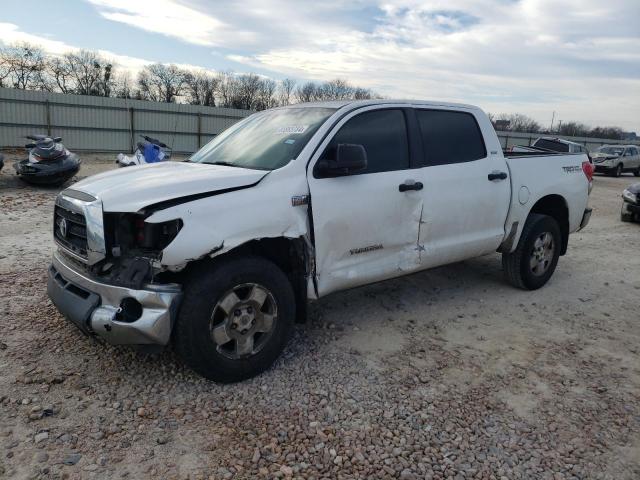 5TFEV541X8X057459 - 2008 TOYOTA TUNDRA CREWMAX WHITE photo 1