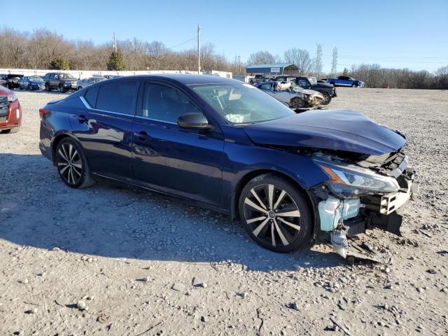 1N4BL4CV4KC202765 - 2019 NISSAN ALTIMA SR BLUE photo 4