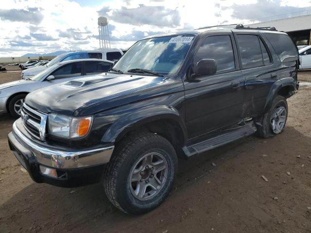 2000 TOYOTA 4RUNNER SR5, 