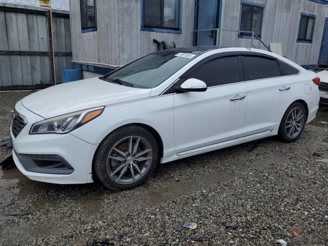 5NPE34AB8FH046983 - 2015 HYUNDAI SONATA SPORT WHITE photo 1