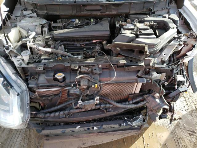 5N1AT2MT9JC706875 - 2018 NISSAN ROGUE S SILVER photo 12