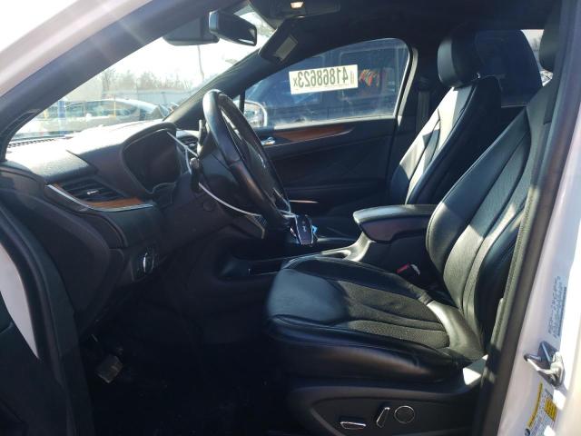 5LMCJ3D93JUL00607 - 2018 LINCOLN MKC RESERVE WHITE photo 7