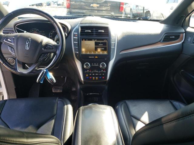 5LMCJ3D93JUL00607 - 2018 LINCOLN MKC RESERVE WHITE photo 8