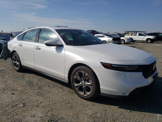 1HGCY1F38PA038823 - 2023 HONDA ACCORD EX WHITE photo 4