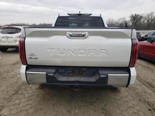 5TFMA5DB7NX012930 - 2022 TOYOTA TUNDRA CREWMAX PLATINUM Weiß Foto 6