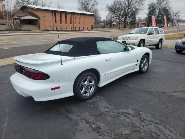 2G2FV32G4Y2154510 - 2000 PONTIAC FIREBIRD TRANS AM WHITE photo 4