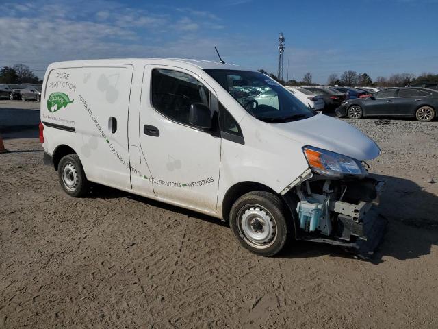 3N6CM0KN3KK705975 - 2019 NISSAN NV200 2.5S WHITE photo 4