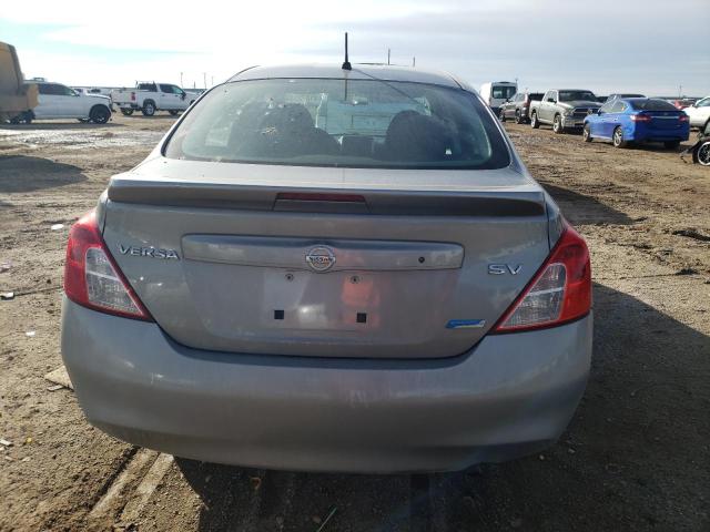 3N1CN7AP1DL852047 - 2013 NISSAN VERSA S SILVER photo 6