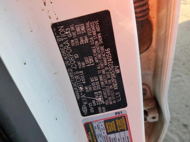 KNDJP3A57G7240546 - 2016 KIA SOUL + WHITE photo 13