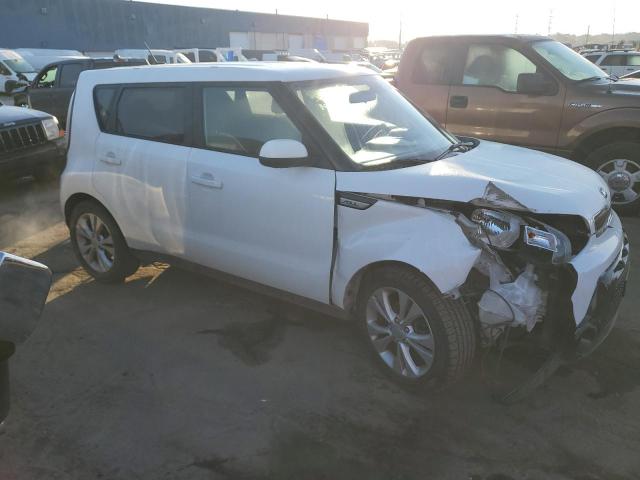 KNDJP3A57G7240546 - 2016 KIA SOUL + WHITE photo 4